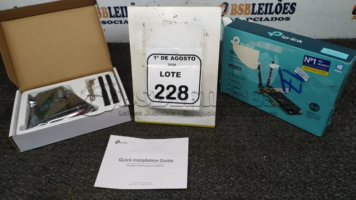 LOTE 228 - 01 ROTEADOR MODELO AC1200 MARCA TD-LINK. (NO ESTADO) ATENÇÃO! FAZER A VISITAÇÃO ANTES DE ARREMATAR, NÃO SABEMOS SE FUNCIONA, LEILÃO NÃO TEM GARANTIA E NEM DEVOLUÇÃO, SUJEITO A POSSÍVEIS AVARIAS VISÍVEIS/OCULTAS E/OU AUSÊNCIA DE COMPONENTES.