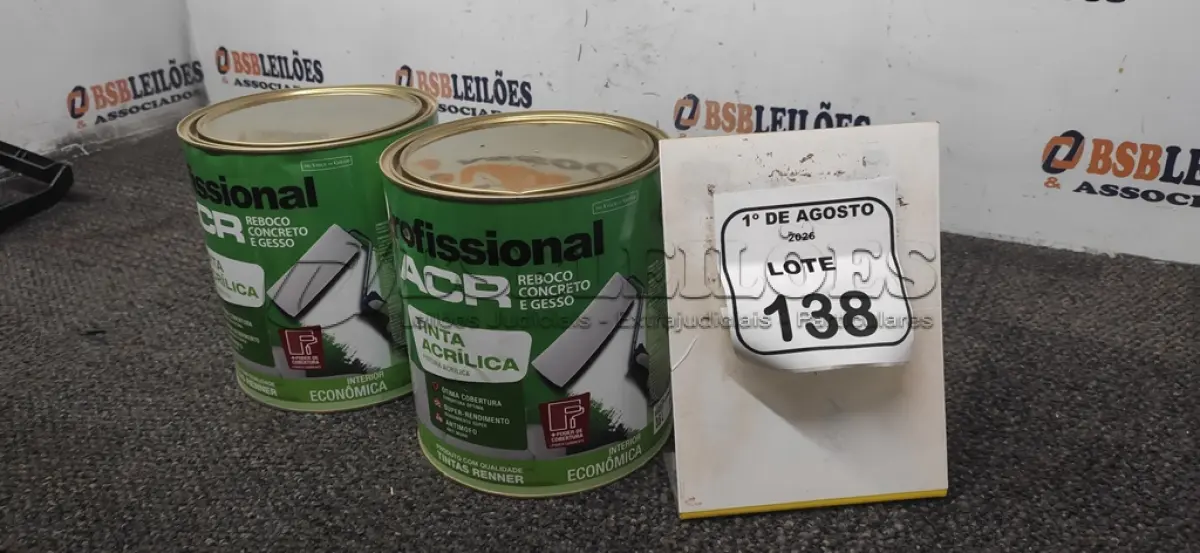 LOTE 138 - 02 LATAS DE TINTA ACRÍLICA DE 3,6L NA COR LUAR DO SERTÃO FOSCO MARCA PROFISSIONAL ACR. (NO ESTADO) ATENÇÃO! FAZER A VISITAÇÃO ANTES DE ARREMATAR, NÃO SABEMOS SE FUNCIONA, LEILÃO NÃO TEM GARANTIA E NEM DEVOLUÇÃO, SUJEITO A POSSÍVEIS AVARIAS VISÍVEIS/OCULTAS E/OU AUSÊNCIA DE COMPONENTES.