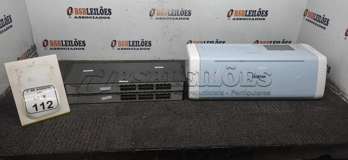 LOTE 112 - 01 MÁQUINA DE CORTE COM SCANNER INTEGRADO MODELO SDX225 MARCA BROTHER E 02 SWITCHES 24 PORTAS CADA MARCA INTELBRAS. (NO ESTADO) ATENÇÃO! FAZER A VISITAÇÃO ANTES DE ARREMATAR, NÃO SABEMOS SE FUNCIONA, LEILÃO NÃO TEM GARANTIA E NEM DEVOLUÇÃO, SUJEITO A POSSÍVEIS AVARIAS VISÍVEIS/OCULTAS E/OU AUSÊNCIA DE COMPONENTES.