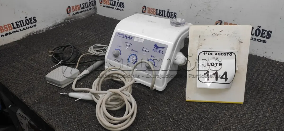 LOTE 114 - 01 APARELHO PARA ULTRASSOM ODONTOLÓGICO MODELO SONIC MAX PLUS MARCA ECEL. (NO ESTADO) ATENÇÃO! FAZER A VISITAÇÃO ANTES DE ARREMATAR, NÃO SABEMOS SE FUNCIONA, LEILÃO NÃO TEM GARANTIA E NEM DEVOLUÇÃO, SUJEITO A POSSÍVEIS AVARIAS VISÍVEIS/OCULTAS E/OU AUSÊNCIA DE COMPONENTES.