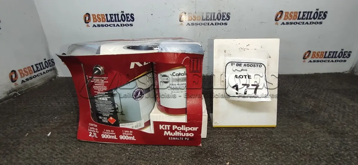 LOTE 177 - 01 GALÃO DE ESMALTE PU DE 2,7L, 01 LATA DE CATALISADOR DE 900ML E 01 LATA DE DILUENTE DE 900ML MARCA RENNER. (NO ESTADO) ATENÇÃO! FAZER A VISITAÇÃO ANTES DE ARREMATAR, NÃO SABEMOS SE FUNCIONA, LEILÃO NÃO TEM GARANTIA E NEM DEVOLUÇÃO, SUJEITO A POSSÍVEIS AVARIAS VISÍVEIS/OCULTAS E/OU AUSÊNCIA DE COMPONENTES.