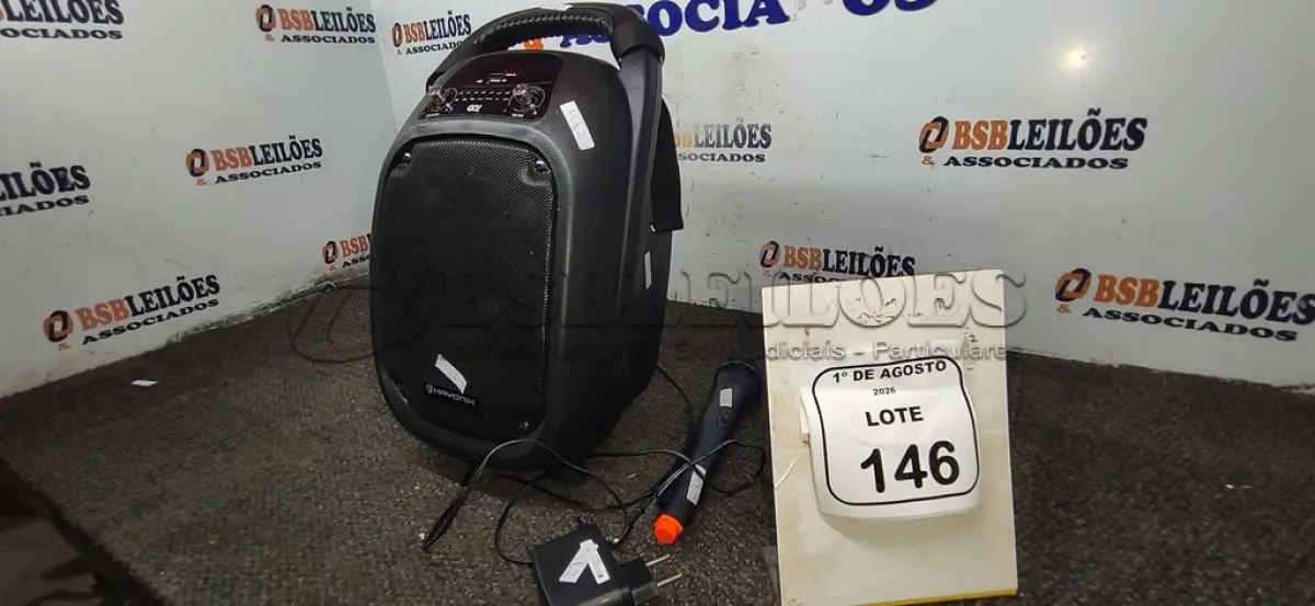 LOTE 146 - 01 CAIXA DE SOM PORTÁTIL 100W COM MICROFONE MARCA GO! (NO ESTADO) ATENÇÃO! FAZER A VISITAÇÃO ANTES DE ARREMATAR, NÃO SABEMOS SE FUNCIONA, LEILÃO NÃO TEM GARANTIA E NEM DEVOLUÇÃO, SUJEITO A POSSÍVEIS AVARIAS VISÍVEIS/OCULTAS E/OU AUSÊNCIA DE COMPONENTES.