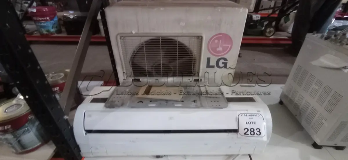 LOTE 283 - 01 EVAPORADORA DE 11000 BTU/H E 01 CONDENSADORA DE 6000 BTU/H. (NO ESTADO) ATENÇÃO! FAZER A VISITAÇÃO ANTES DE ARREMATAR, NÃO SABEMOS SE FUNCIONA, LEILÃO NÃO TEM GARANTIA E NEM DEVOLUÇÃO, SUJEITO A POSSÍVEIS AVARIAS VISÍVEIS/OCULTAS E/OU AUSÊNCIA DE COMPONENTES.