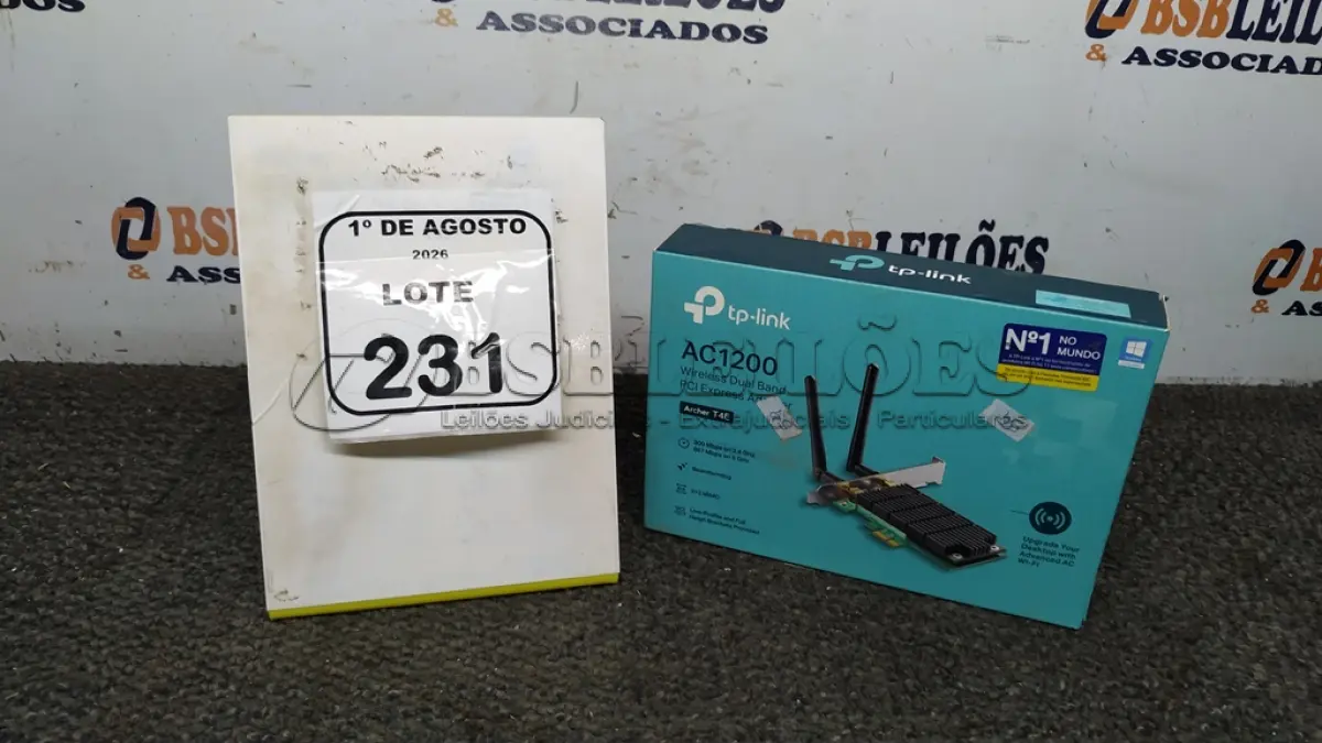LOTE 231 - 01 ROTEADOR MODELO AC1200 MARCA TP-LINK. (NO ESTADO) ATENÇÃO! FAZER A VISITAÇÃO ANTES DE ARREMATAR, NÃO SABEMOS SE FUNCIONA, LEILÃO NÃO TEM GARANTIA E NEM DEVOLUÇÃO, SUJEITO A POSSÍVEIS AVARIAS VISÍVEIS/OCULTAS E/OU AUSÊNCIA DE COMPONENTES.