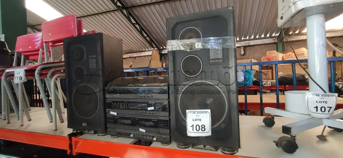 LOTE 108 - 01 APARELHO DE SOM 3 EM 1 MODELO SS-4880 COM 02 CAIXAS MARCA CCE. (NO ESTADO) ATENÇÃO! FAZER A VISITAÇÃO ANTES DE ARREMATAR, NÃO SABEMOS SE FUNCIONA, LEILÃO NÃO TEM GARANTIA E NEM DEVOLUÇÃO, SUJEITO A POSSÍVEIS AVARIAS VISÍVEIS/OCULTAS E/OU AUSÊNCIA DE COMPONENTES.