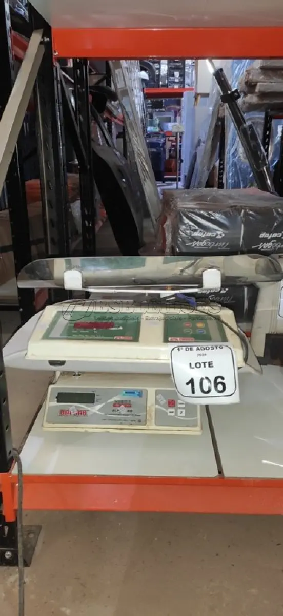 LOTE 106 - 02 BALANÇAS PEDIÁTRICAS. (NO ESTADO) ATENÇÃO! FAZER A VISITAÇÃO ANTES DE ARREMATAR, NÃO SABEMOS SE FUNCIONA, LEILÃO NÃO TEM GARANTIA E NEM DEVOLUÇÃO, SUJEITO A POSSÍVEIS AVARIAS VISÍVEIS/OCULTAS E/OU AUSÊNCIA DE COMPONENTES.