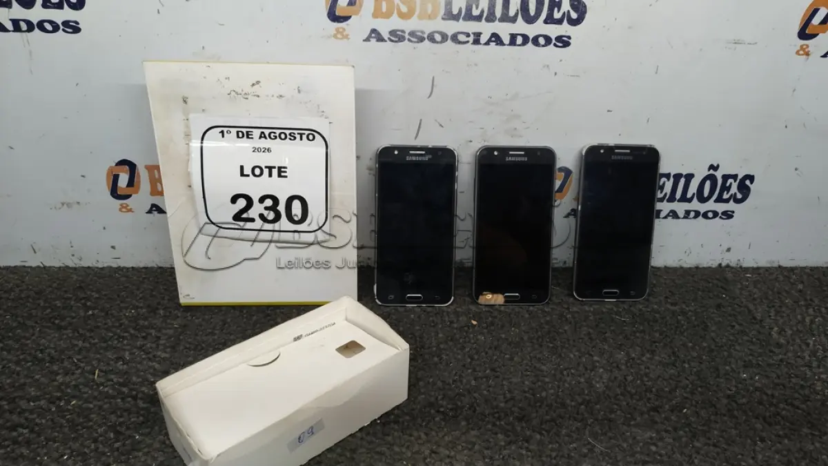 LOTE 230 - 03 CELULARES SAMSUNG MODELO J5. (NO ESTADO) ATENÇÃO! FAZER A VISITAÇÃO ANTES DE ARREMATAR, NÃO SABEMOS SE FUNCIONA, LEILÃO NÃO TEM GARANTIA E NEM DEVOLUÇÃO, SUJEITO A POSSÍVEIS AVARIAS VISÍVEIS/OCULTAS E/OU AUSÊNCIA DE COMPONENTES.