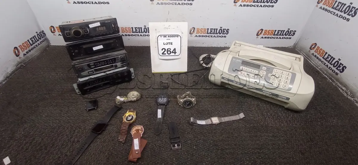 LOTE 264 - 01 APARELHO DE FAX MODELO FXI 3150 MARCA ELGIN, 04 APARELHOS DE SOM AUTOMOTIVO E VÁRIOS RELÓGIOS DE MARCAS DIVERSAS PARA RETIRADA DE PEÇAS. (NO ESTADO) ATENÇÃO! FAZER A VISITAÇÃO ANTES DE ARREMATAR, NÃO SABEMOS SE FUNCIONA, LEILÃO NÃO TEM GARANTIA E NEM DEVOLUÇÃO, SUJEITO A POSSÍVEIS AVARIAS VISÍVEIS/OCULTAS E/OU AUSÊNCIA DE COMPONENTES.