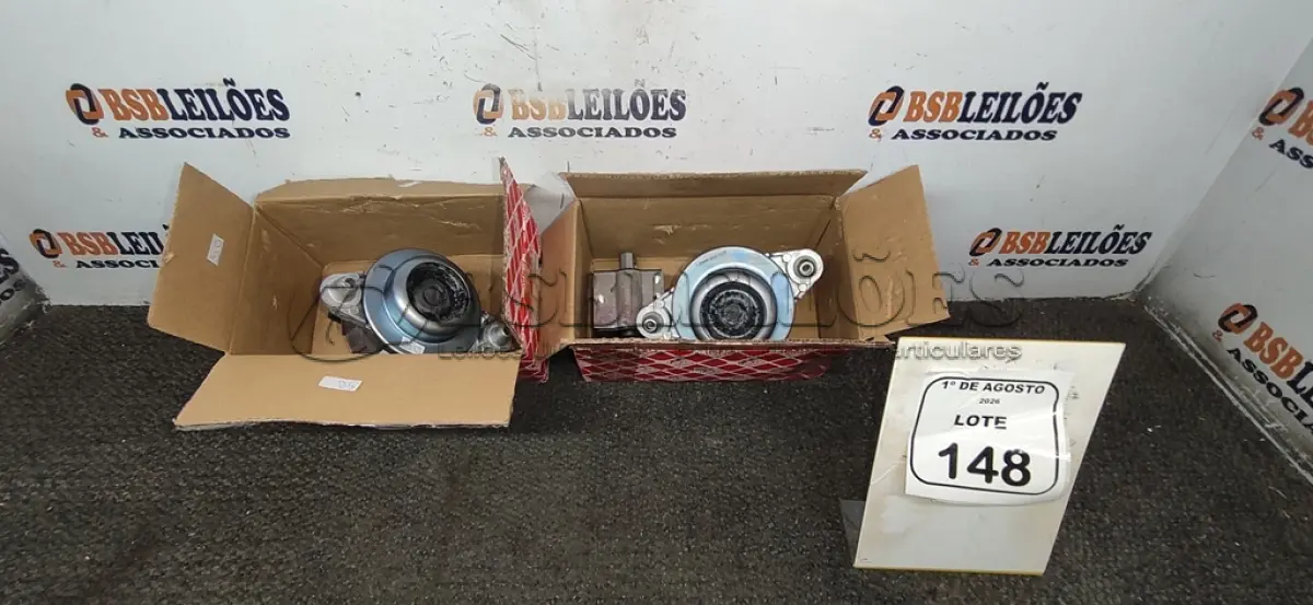 LOTE 148 - 01 COXIM MOTOR E 01 COXIM CÂMBIO MERCEDES C300, W204, E350 E W212. (NO ESTADO) ATENÇÃO! FAZER A VISITAÇÃO ANTES DE ARREMATAR, NÃO SABEMOS SE FUNCIONA, LEILÃO NÃO TEM GARANTIA E NEM DEVOLUÇÃO, SUJEITO A POSSÍVEIS AVARIAS VISÍVEIS/OCULTAS E/OU AUSÊNCIA DE COMPONENTES.