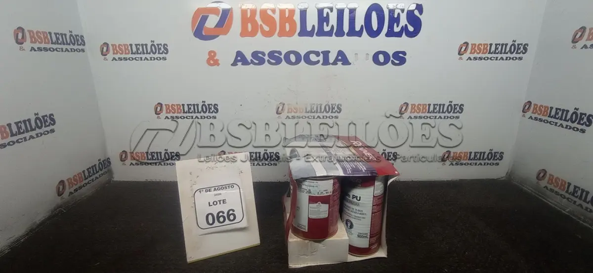 LOTE 066 - 01 GALÃO DE ESMALTE PU DE 2,7L, 01 LATA DE CATALISADOR DE 900ML E 01 LATA DE DILUENTE DE 900ML MARCA RENNER. (NO ESTADO) ATENÇÃO! FAZER A VISITAÇÃO ANTES DE ARREMATAR, NÃO SABEMOS SE FUNCIONA, LEILÃO NÃO TEM GARANTIA E NEM DEVOLUÇÃO, SUJEITO A POSSÍVEIS AVARIAS VISÍVEIS/OCULTAS E/OU AUSÊNCIA DE COMPONENTES.