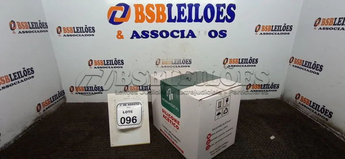 LOTE 096 - 01 CAIXA COM 24 SILICONES ACÉTICO INCOLOR DE 240G CADA MARCA MONUMENTAL. (NO ESTADO) ATENÇÃO! FAZER A VISITAÇÃO ANTES DE ARREMATAR, NÃO SABEMOS SE FUNCIONA, LEILÃO NÃO TEM GARANTIA E NEM DEVOLUÇÃO, SUJEITO A POSSÍVEIS AVARIAS VISÍVEIS/OCULTAS E/OU AUSÊNCIA DE COMPONENTES.