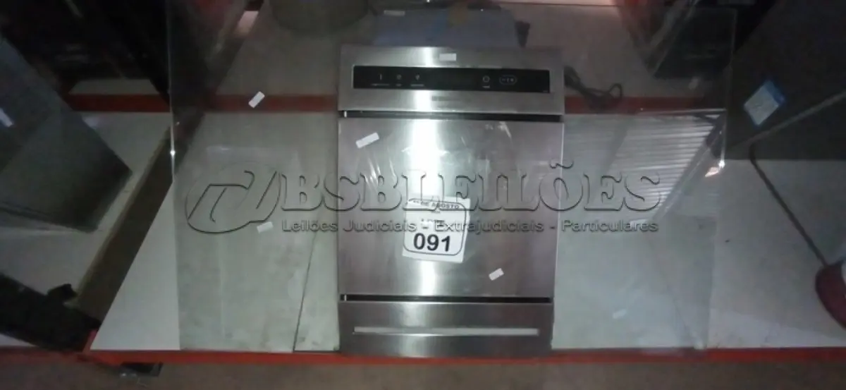 LOTE 091 - 01 COIFA DE EMBUTIR MARCA ELECTROUX. (NO ESTADO) ATENÇÃO! FAZER A VISITAÇÃO ANTES DE ARREMATAR, NÃO SABEMOS SE FUNCIONA, LEILÃO NÃO TEM GARANTIA E NEM DEVOLUÇÃO, SUJEITO A POSSÍVEIS AVARIAS VISÍVEIS/OCULTAS E/OU AUSÊNCIA DE COMPONENTES.