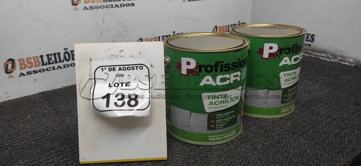 LOTE 138 - 02 LATAS DE TINTA ACRÍLICA DE 3,6L NA COR LUAR DO SERTÃO FOSCO MARCA PROFISSIONAL ACR. (NO ESTADO) ATENÇÃO! FAZER A VISITAÇÃO ANTES DE ARREMATAR, NÃO SABEMOS SE FUNCIONA, LEILÃO NÃO TEM GARANTIA E NEM DEVOLUÇÃO, SUJEITO A POSSÍVEIS AVARIAS VISÍVEIS/OCULTAS E/OU AUSÊNCIA DE COMPONENTES.