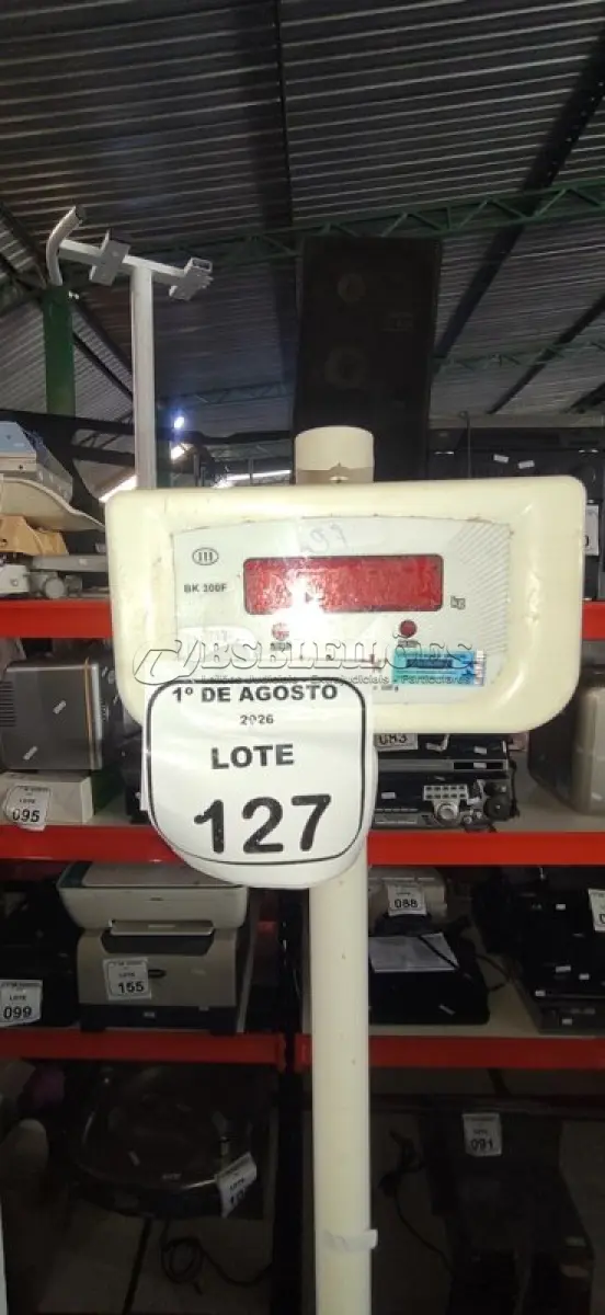 LOTE 127 - 01 BALANÇA MARCA BALAMAK. (NO ESTADO) ATENÇÃO! FAZER A VISITAÇÃO ANTES DE ARREMATAR, NÃO SABEMOS SE FUNCIONA, LEILÃO NÃO TEM GARANTIA E NEM DEVOLUÇÃO, SUJEITO A POSSÍVEIS AVARIAS VISÍVEIS/OCULTAS E/OU AUSÊNCIA DE COMPONENTES.