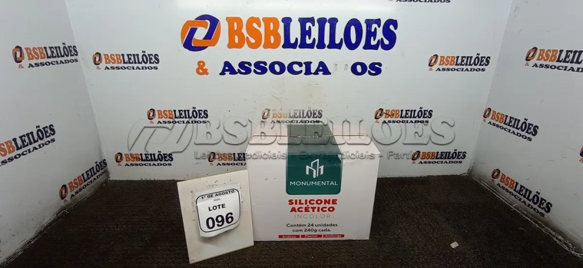 LOTE 096 - 01 CAIXA COM 24 SILICONES ACÉTICO INCOLOR DE 240G CADA MARCA MONUMENTAL. (NO ESTADO) ATENÇÃO! FAZER A VISITAÇÃO ANTES DE ARREMATAR, NÃO SABEMOS SE FUNCIONA, LEILÃO NÃO TEM GARANTIA E NEM DEVOLUÇÃO, SUJEITO A POSSÍVEIS AVARIAS VISÍVEIS/OCULTAS E/OU AUSÊNCIA DE COMPONENTES.