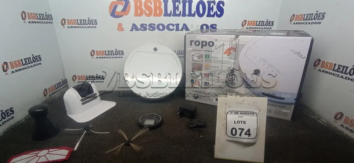LOTE 074 - 01 ASPIRADOR ROBÔ MODELO GLASS MARCA ROPO. (NO ESTADO) ATENÇÃO! FAZER A VISITAÇÃO ANTES DE ARREMATAR, NÃO SABEMOS SE FUNCIONA, LEILÃO NÃO TEM GARANTIA E NEM DEVOLUÇÃO, SUJEITO A POSSÍVEIS AVARIAS VISÍVEIS/OCULTAS E/OU AUSÊNCIA DE COMPONENTES.