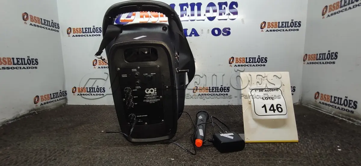 LOTE 146 - 01 CAIXA DE SOM PORTÁTIL 100W COM MICROFONE MARCA GO! (NO ESTADO) ATENÇÃO! FAZER A VISITAÇÃO ANTES DE ARREMATAR, NÃO SABEMOS SE FUNCIONA, LEILÃO NÃO TEM GARANTIA E NEM DEVOLUÇÃO, SUJEITO A POSSÍVEIS AVARIAS VISÍVEIS/OCULTAS E/OU AUSÊNCIA DE COMPONENTES.