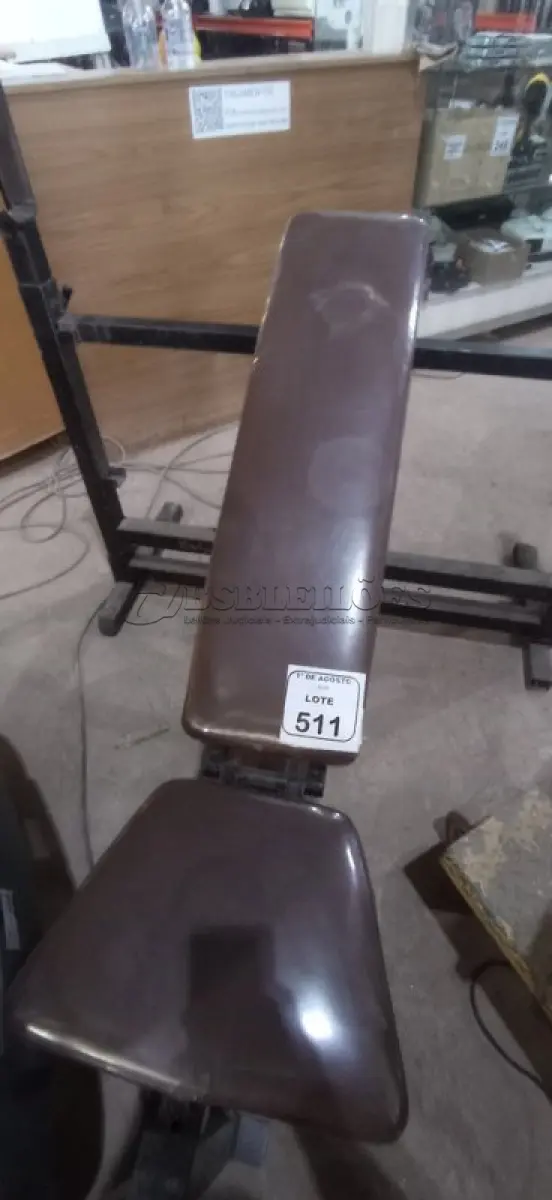 LOTE 511 - 01 BANCO DE SUPINO INCLINADO. (NO ESTADO) ATENÇÃO! FAZER A VISITAÇÃO ANTES DE ARREMATAR, NÃO SABEMOS SE FUNCIONA, LEILÃO NÃO TEM GARANTIA E NEM DEVOLUÇÃO, SUJEITO A POSSÍVEIS AVARIAS VISÍVEIS/OCULTAS E/OU AUSÊNCIA DE COMPONENTES.