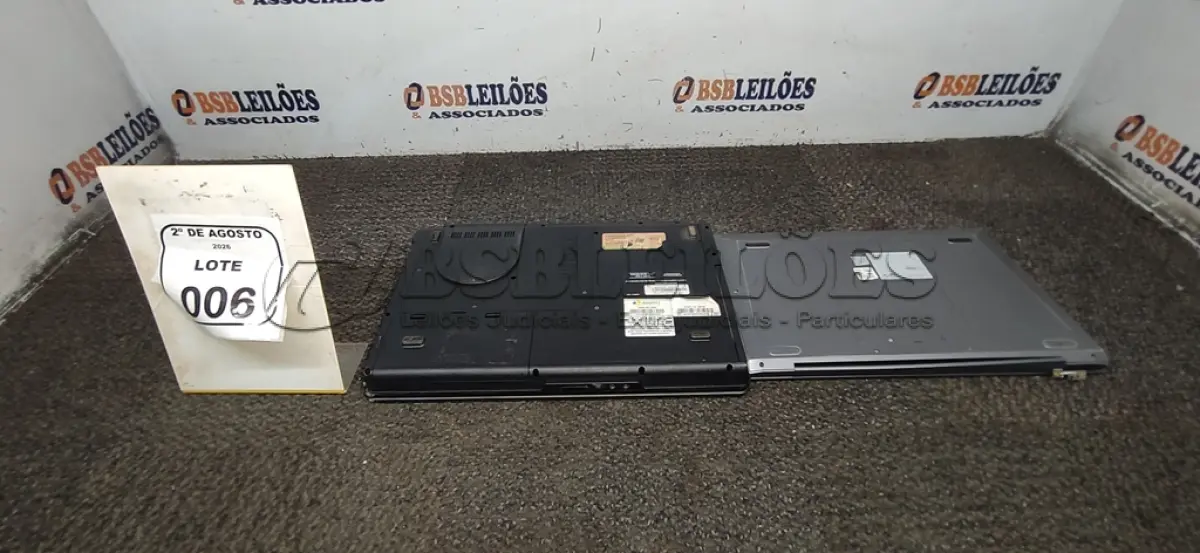 LOTE 006 - 02 NOTEBOOKS MARCA POSITIVO SEM FONTE PARA RETIRADA DE PEÇAS. (NO ESTADO) ATENÇÃO! FAZER A VISITAÇÃO ANTES DE ARREMATAR, NÃO SABEMOS SE FUNCIONA, LEILÃO NÃO TEM GARANTIA E NEM DEVOLUÇÃO, SUJEITO A POSSÍVEIS AVARIAS VISÍVEIS/OCULTAS E/OU AUSÊNCIA DE COMPONENTES.