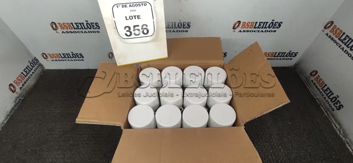 LOTE 356 - 01 CAIXA COM 12 ESPUMAS PU EXPANSIVA DE 500ML CADA MARCA EIXO NOBRE. (NO ESTADO) ATENÇÃO! FAZER A VISITAÇÃO ANTES DE ARREMATAR, NÃO SABEMOS SE FUNCIONA, LEILÃO NÃO TEM GARANTIA E NEM DEVOLUÇÃO, SUJEITO A POSSÍVEIS AVARIAS VISÍVEIS/OCULTAS E/OU AUSÊNCIA DE COMPONENTES.
