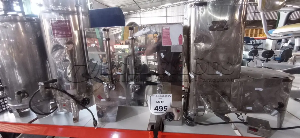 LOTE 495 - 04 CAFETEIRAS INDUSTRIAIS DE MARCAS E MODELOS DIVERSOS. (NO ESTADO) ATENÇÃO! FAZER A VISITAÇÃO ANTES DE ARREMATAR, NÃO SABEMOS SE FUNCIONA, LEILÃO NÃO TEM GARANTIA E NEM DEVOLUÇÃO, SUJEITO A POSSÍVEIS AVARIAS VISÍVEIS/OCULTAS E/OU AUSÊNCIA DE COMPONENTES.