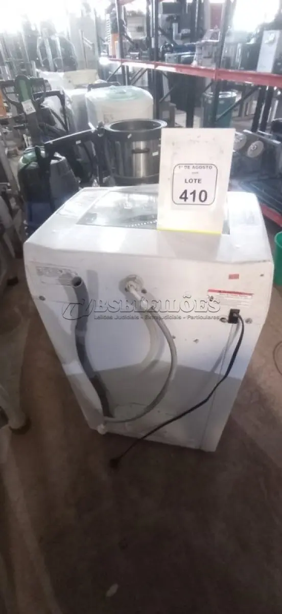 LOTE 410 - 01 MÁQUINA DE LAVAR 9KG 220V MARCA BRASTEMP. (NO ESTADO) ATENÇÃO! FAZER A VISITAÇÃO ANTES DE ARREMATAR, NÃO SABEMOS SE FUNCIONA, LEILÃO NÃO TEM GARANTIA E NEM DEVOLUÇÃO, SUJEITO A POSSÍVEIS AVARIAS VISÍVEIS/OCULTAS E/OU AUSÊNCIA DE COMPONENTES.
