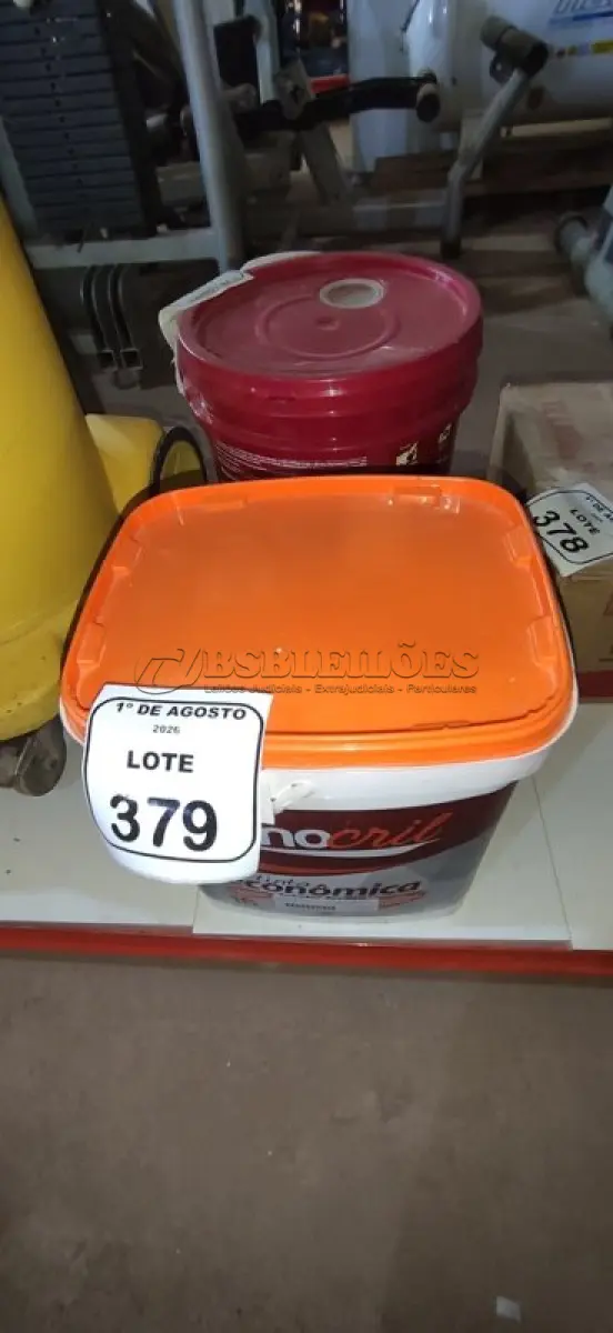 LOTE 379 - 01 BALDE DE SELADOR ACRÍLICO DE 16L MARCA RENOCRIL. (NO ESTADO) ATENÇÃO! FAZER A VISITAÇÃO ANTES DE ARREMATAR, NÃO SABEMOS SE FUNCIONA, LEILÃO NÃO TEM GARANTIA E NEM DEVOLUÇÃO, SUJEITO A POSSÍVEIS AVARIAS VISÍVEIS/OCULTAS E/OU AUSÊNCIA DE COMPONENTES.
