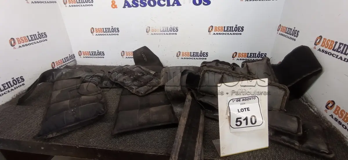 LOTE 510 - 12 CANELEIRAS PARA ACADEMIA. (NO ESTADO) ATENÇÃO! FAZER A VISITAÇÃO ANTES DE ARREMATAR, NÃO SABEMOS SE FUNCIONA, LEILÃO NÃO TEM GARANTIA E NEM DEVOLUÇÃO, SUJEITO A POSSÍVEIS AVARIAS VISÍVEIS/OCULTAS E/OU AUSÊNCIA DE COMPONENTES.
