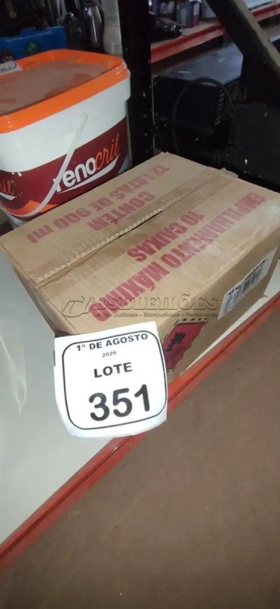 LOTE 351 - 01 CAIXA COM 12 REMOVEDORES DE TINTAS E TEXTURAS DE 900ML CADA. (NO ESTADO) ATENÇÃO! FAZER A VISITAÇÃO ANTES DE ARREMATAR, NÃO SABEMOS SE FUNCIONA, LEILÃO NÃO TEM GARANTIA E NEM DEVOLUÇÃO, SUJEITO A POSSÍVEIS AVARIAS VISÍVEIS/OCULTAS E/OU AUSÊNCIA DE COMPONENTES.