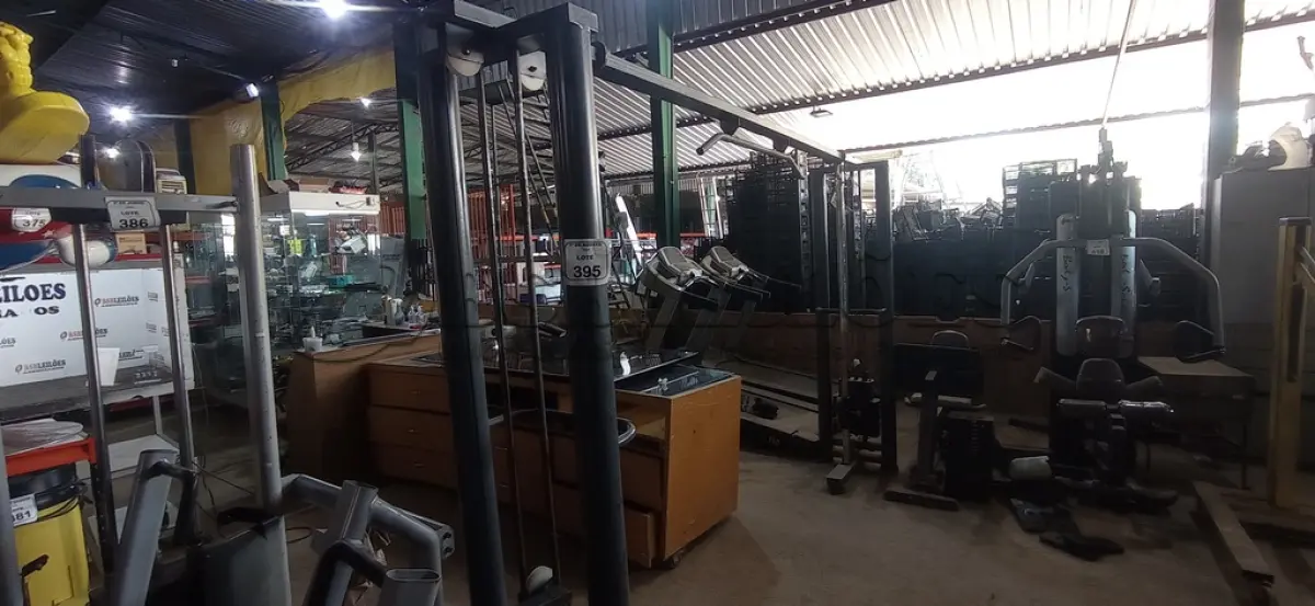 LOTE 395 - 01 APARELHO DE ACADEMIA CROSS OVER. (NO ESTADO) ATENÇÃO! FAZER A VISITAÇÃO ANTES DE ARREMATAR, NÃO SABEMOS SE FUNCIONA, LEILÃO NÃO TEM GARANTIA E NEM DEVOLUÇÃO, SUJEITO A POSSÍVEIS AVARIAS VISÍVEIS/OCULTAS E/OU AUSÊNCIA DE COMPONENTES.