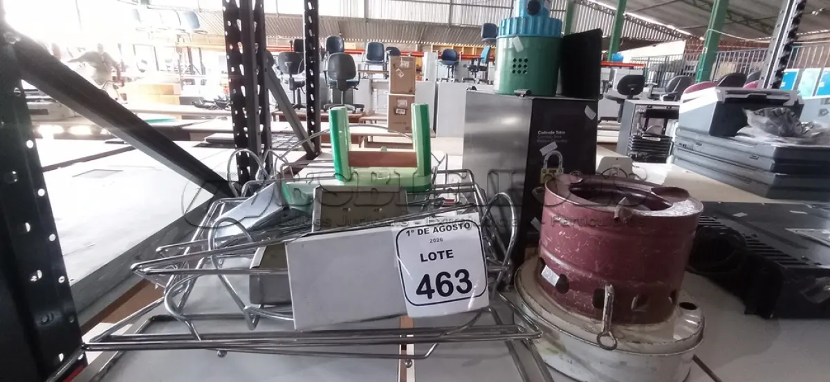 LOTE 463 - 02 FOGAREIROS PORTÁTEIS, 01 EXPOSITOR DE CADEADOS MARCA PADO E VÁRIOS PORTA GUARDANAPOS, PORTA CANUDOS E SUPORTES DE PAREDE DE MODELOS DIVERSOS. (NO ESTADO) ATENÇÃO! FAZER A VISITAÇÃO ANTES DE ARREMATAR, NÃO SABEMOS SE FUNCIONA, LEILÃO NÃO TEM GARANTIA E NEM DEVOLUÇÃO, SUJEITO A POSSÍVEIS AVARIAS VISÍVEIS/OCULTAS E/OU AUSÊNCIA DE COMPONENTES.