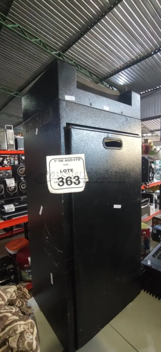 LOTE 363 - 01 FRAGMENTADORA DE PAPEL MODELO 270 30TT MARCA DESTROYER. (NO ESTADO) ATENÇÃO! FAZER A VISITAÇÃO ANTES DE ARREMATAR, NÃO SABEMOS SE FUNCIONA, LEILÃO NÃO TEM GARANTIA E NEM DEVOLUÇÃO, SUJEITO A POSSÍVEIS AVARIAS VISÍVEIS/OCULTAS E/OU AUSÊNCIA DE COMPONENTES.