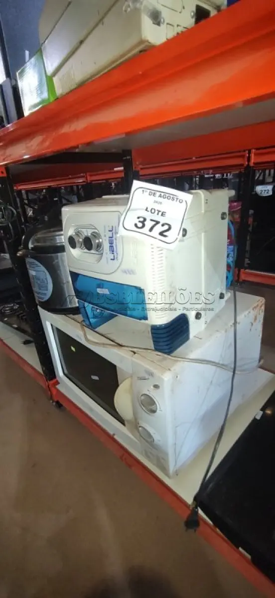 LOTE 372 - 01 PANELA ELÉTRICA, 01 PURIFICADOR DE ÁGUA E 01 FORNO ELÉTRICA. (NO ESTADO) ATENÇÃO! FAZER A VISITAÇÃO ANTES DE ARREMATAR, NÃO SABEMOS SE FUNCIONA, LEILÃO NÃO TEM GARANTIA E NEM DEVOLUÇÃO, SUJEITO A POSSÍVEIS AVARIAS VISÍVEIS/OCULTAS E/OU AUSÊNCIA DE COMPONENTES.
