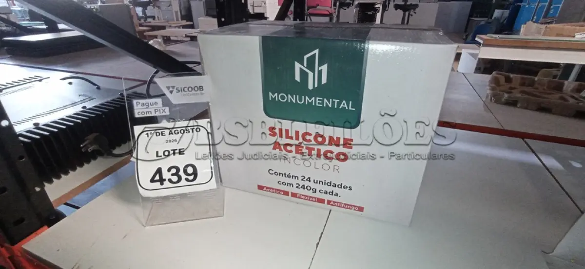 LOTE 439 - 01 CAIXA COM 24 SILICONES ACÉTICO INCOLOR DE 240G CADA MARCA MONUMENTAL. (NO ESTADO) ATENÇÃO! FAZER A VISITAÇÃO ANTES DE ARREMATAR, NÃO SABEMOS SE FUNCIONA, LEILÃO NÃO TEM GARANTIA E NEM DEVOLUÇÃO, SUJEITO A POSSÍVEIS AVARIAS VISÍVEIS/OCULTAS E/OU AUSÊNCIA DE COMPONENTES.