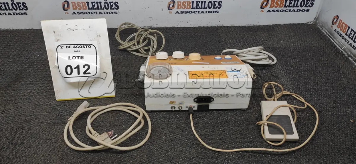 LOTE 012 - 01 ULTRASSOM COM JATO DE BICARBONATO MODELO SCALERJET MARCA KONDENTECH. (NO ESTADO) ATENÇÃO! FAZER A VISITAÇÃO ANTES DE ARREMATAR, NÃO SABEMOS SE FUNCIONA, LEILÃO NÃO TEM GARANTIA E NEM DEVOLUÇÃO, SUJEITO A POSSÍVEIS AVARIAS VISÍVEIS/OCULTAS E/OU AUSÊNCIA DE COMPONENTES.