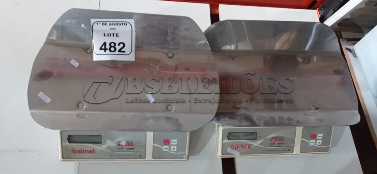 LOTE 482 - 02 BALANÇAS PEDIÁTRICAS. (NO ESTADO) ATENÇÃO! FAZER A VISITAÇÃO ANTES DE ARREMATAR, NÃO SABEMOS SE FUNCIONA, LEILÃO NÃO TEM GARANTIA E NEM DEVOLUÇÃO, SUJEITO A POSSÍVEIS AVARIAS VISÍVEIS/OCULTAS E/OU AUSÊNCIA DE COMPONENTES.