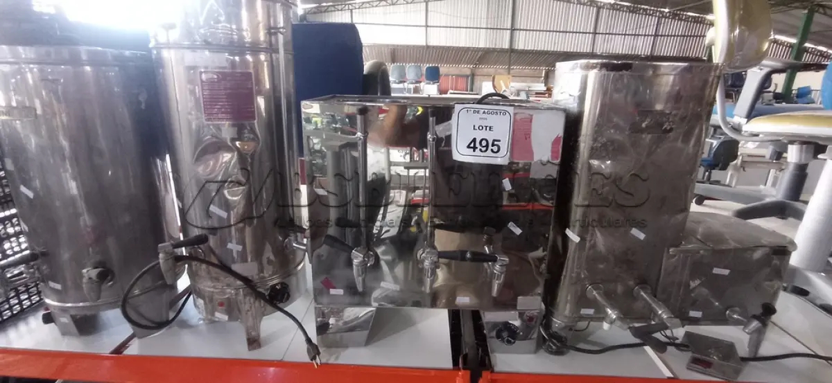 LOTE 495 - 04 CAFETEIRAS INDUSTRIAIS DE MARCAS E MODELOS DIVERSOS. (NO ESTADO) ATENÇÃO! FAZER A VISITAÇÃO ANTES DE ARREMATAR, NÃO SABEMOS SE FUNCIONA, LEILÃO NÃO TEM GARANTIA E NEM DEVOLUÇÃO, SUJEITO A POSSÍVEIS AVARIAS VISÍVEIS/OCULTAS E/OU AUSÊNCIA DE COMPONENTES.