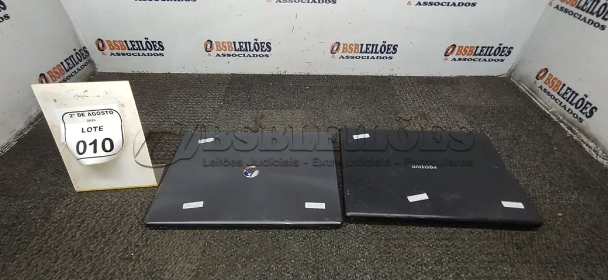 LOTE 010 - 02 NOTEBOOKS MARCA POSITIVO SEM FONTE PARA RETIRADA DE PEÇAS. (NO ESTADO) ATENÇÃO! FAZER A VISITAÇÃO ANTES DE ARREMATAR, NÃO SABEMOS SE FUNCIONA, LEILÃO NÃO TEM GARANTIA E NEM DEVOLUÇÃO, SUJEITO A POSSÍVEIS AVARIAS VISÍVEIS/OCULTAS E/OU AUSÊNCIA DE COMPONENTES.