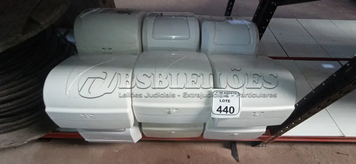 LOTE 440 - 12 DISPENSES DE PAPEL. (NO ESTADO) ATENÇÃO! FAZER A VISITAÇÃO ANTES DE ARREMATAR, NÃO SABEMOS SE FUNCIONA, LEILÃO NÃO TEM GARANTIA E NEM DEVOLUÇÃO, SUJEITO A POSSÍVEIS AVARIAS VISÍVEIS/OCULTAS E/OU AUSÊNCIA DE COMPONENTES.