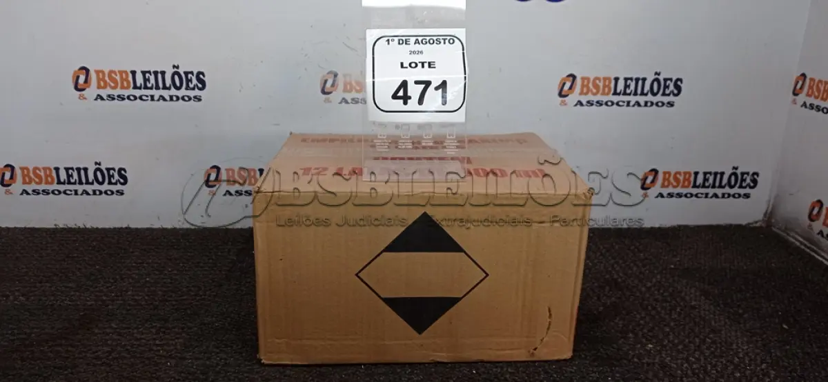 LOTE 471 - 01 CAIXA COM 12 REMOVEDORES DE TINTAS E TEXTURAS DE 900ML CADA. (NO ESTADO) ATENÇÃO! FAZER A VISITAÇÃO ANTES DE ARREMATAR, NÃO SABEMOS SE FUNCIONA, LEILÃO NÃO TEM GARANTIA E NEM DEVOLUÇÃO, SUJEITO A POSSÍVEIS AVARIAS VISÍVEIS/OCULTAS E/OU AUSÊNCIA DE COMPONENTES.