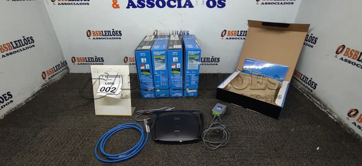 LOTE 002 - 05 ROUTERS DE BANDA LARGA MARCA CISCO. (NO ESTADO) ATENÇÃO! FAZER A VISITAÇÃO ANTES DE ARREMATAR, NÃO SABEMOS SE FUNCIONA, LEILÃO NÃO TEM GARANTIA E NEM DEVOLUÇÃO, SUJEITO A POSSÍVEIS AVARIAS VISÍVEIS/OCULTAS E/OU AUSÊNCIA DE COMPONENTES.
