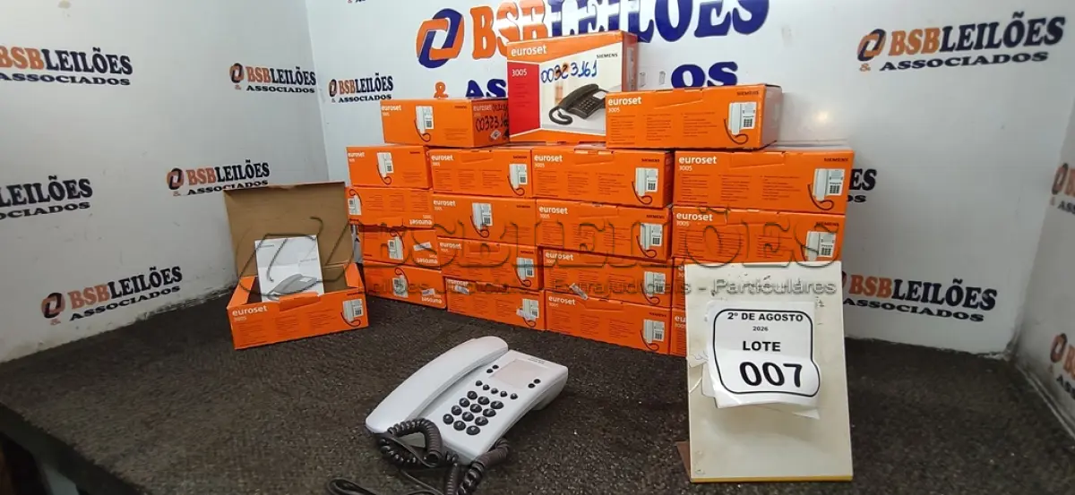 LOTE 007 - 01 LOTE COM VÁRIOS APARELHOS TELEFÔNICOS MODELO 305 EUROSET MARCA SIEMENS. (NO ESTADO) ATENÇÃO! FAZER A VISITAÇÃO ANTES DE ARREMATAR, NÃO SABEMOS SE FUNCIONA, LEILÃO NÃO TEM GARANTIA E NEM DEVOLUÇÃO, SUJEITO A POSSÍVEIS AVARIAS VISÍVEIS/OCULTAS E/OU AUSÊNCIA DE COMPONENTES.