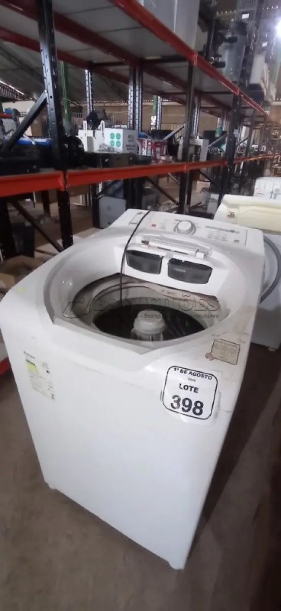 LOTE 398 - 01 MÁQUINA DE LAVAR 11KG 220V MARCA BRASTEMP. (NO ESTADO) ATENÇÃO! FAZER A VISITAÇÃO ANTES DE ARREMATAR, NÃO SABEMOS SE FUNCIONA, LEILÃO NÃO TEM GARANTIA E NEM DEVOLUÇÃO, SUJEITO A POSSÍVEIS AVARIAS VISÍVEIS/OCULTAS E/OU AUSÊNCIA DE COMPONENTES.
