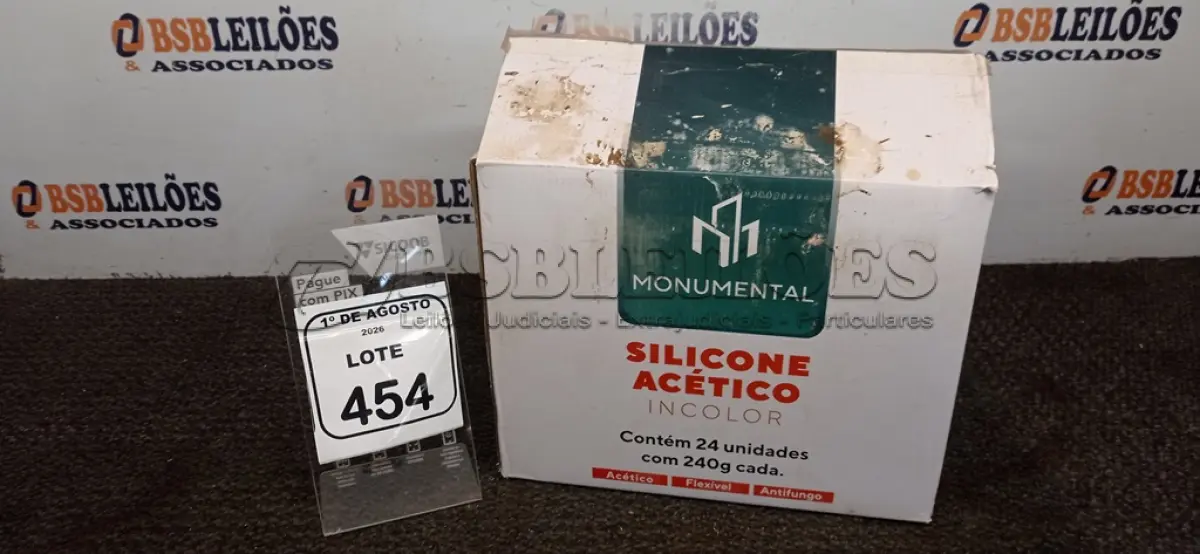 LOTE 454 - 01 CAIXA COM 24 SILICONES ACÉTICO INCOLOR DE 240G CADA MARCA MONUMENTAL. (NO ESTADO) ATENÇÃO! FAZER A VISITAÇÃO ANTES DE ARREMATAR, NÃO SABEMOS SE FUNCIONA, LEILÃO NÃO TEM GARANTIA E NEM DEVOLUÇÃO, SUJEITO A POSSÍVEIS AVARIAS VISÍVEIS/OCULTAS E/OU AUSÊNCIA DE COMPONENTES.