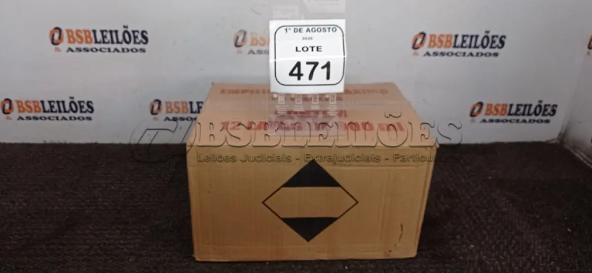 LOTE 471 - 01 CAIXA COM 12 REMOVEDORES DE TINTAS E TEXTURAS DE 900ML CADA. (NO ESTADO) ATENÇÃO! FAZER A VISITAÇÃO ANTES DE ARREMATAR, NÃO SABEMOS SE FUNCIONA, LEILÃO NÃO TEM GARANTIA E NEM DEVOLUÇÃO, SUJEITO A POSSÍVEIS AVARIAS VISÍVEIS/OCULTAS E/OU AUSÊNCIA DE COMPONENTES.