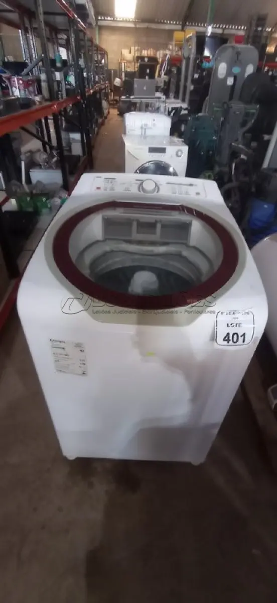 LOTE 401 - 01 MÁQUINA DE LAVAR 11KG 220V MARCA BRASTEMP. (NO ESTADO) ATENÇÃO! FAZER A VISITAÇÃO ANTES DE ARREMATAR, NÃO SABEMOS SE FUNCIONA, LEILÃO NÃO TEM GARANTIA E NEM DEVOLUÇÃO, SUJEITO A POSSÍVEIS AVARIAS VISÍVEIS/OCULTAS E/OU AUSÊNCIA DE COMPONENTES.