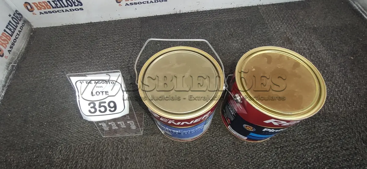 LOTE 359 - 02 ESMALTES SINTÉTICO INTERIOR/EXTERIOR NA COR BRANCO BASE PASTE BRILHANTE E BASE MÉDIA ALTO BRILHO DE 3,2L . (NO ESTADO) ATENÇÃO! FAZER A VISITAÇÃO ANTES DE ARREMATAR, NÃO SABEMOS SE FUNCIONA, LEILÃO NÃO TEM GARANTIA E NEM DEVOLUÇÃO, SUJEITO A POSSÍVEIS AVARIAS VISÍVEIS/OCULTAS E/OU AUSÊNCIA DE COMPONENTES.