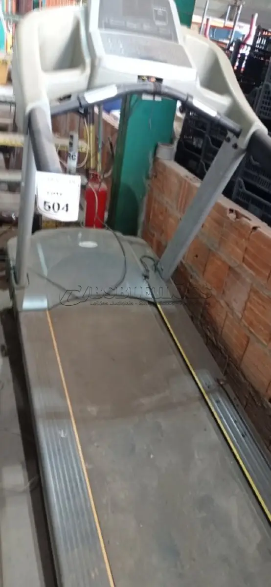 LOTE 504 - 01 ESTEIRA ERGOMÉTRICA MODELO T60 220V MARCA VISION. (NO ESTADO) ATENÇÃO! FAZER A VISITAÇÃO ANTES DE ARREMATAR, NÃO SABEMOS SE FUNCIONA, LEILÃO NÃO TEM GARANTIA E NEM DEVOLUÇÃO, SUJEITO A POSSÍVEIS AVARIAS VISÍVEIS/OCULTAS E/OU AUSÊNCIA DE COMPONENTES.