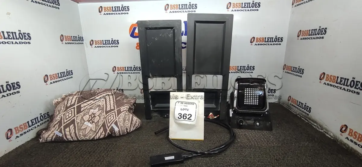 LOTE 362 - 01 CHUVEIRO FAME COMPACTA, 02 CHUVEIROS LORENZETI TURBO AQUA SHOWER E 01 REDE. (NO ESTADO) ATENÇÃO! FAZER A VISITAÇÃO ANTES DE ARREMATAR, NÃO SABEMOS SE FUNCIONA, LEILÃO NÃO TEM GARANTIA E NEM DEVOLUÇÃO, SUJEITO A POSSÍVEIS AVARIAS VISÍVEIS/OCULTAS E/OU AUSÊNCIA DE COMPONENTES.