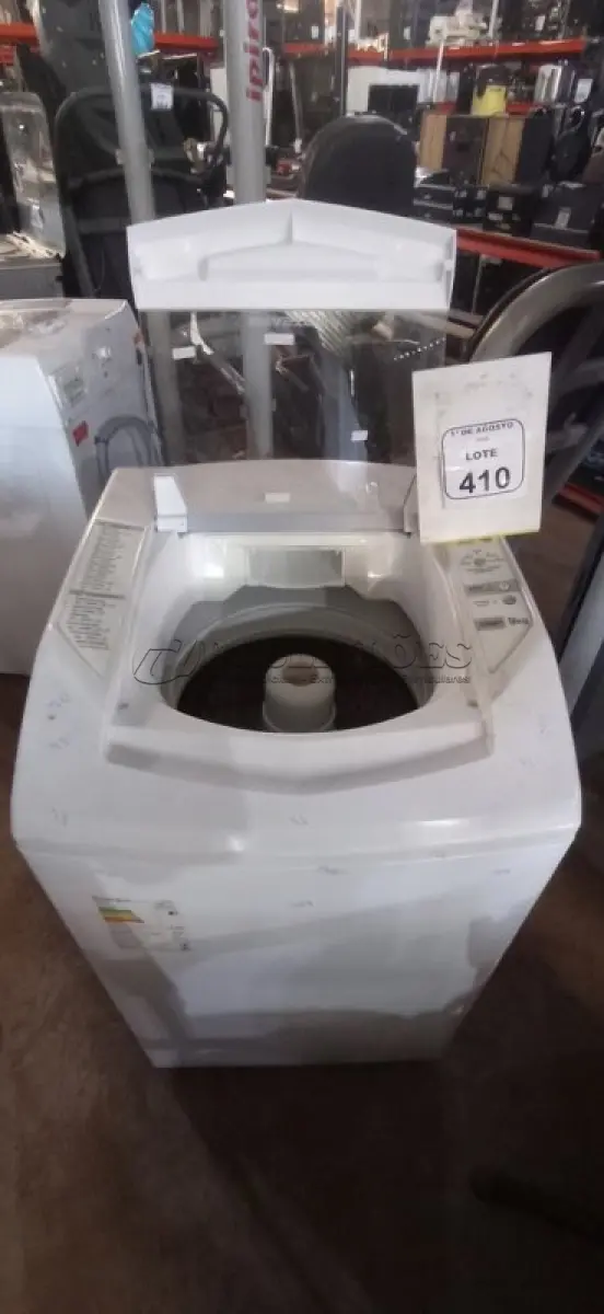 LOTE 410 - 01 MÁQUINA DE LAVAR 9KG 220V MARCA BRASTEMP. (NO ESTADO) ATENÇÃO! FAZER A VISITAÇÃO ANTES DE ARREMATAR, NÃO SABEMOS SE FUNCIONA, LEILÃO NÃO TEM GARANTIA E NEM DEVOLUÇÃO, SUJEITO A POSSÍVEIS AVARIAS VISÍVEIS/OCULTAS E/OU AUSÊNCIA DE COMPONENTES.